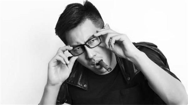戚帥是富二代嗎身價(jià)多少 奇葩大會(huì )戚帥身家背景，父母是誰(shuí)是干什么的